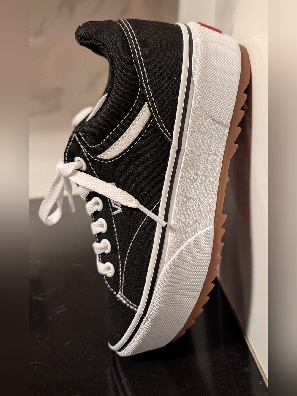 Vans Seldan Platform Sneakers - Women's Size 7 Like New - Picture 5 of 11